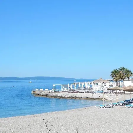 Apartment Studio Trstenik With Private Parking Space Split